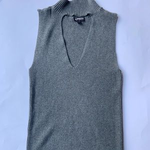 Grey sweater